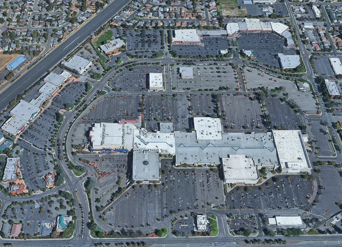 Solano Town Center - Spinoso Real Estate Group
