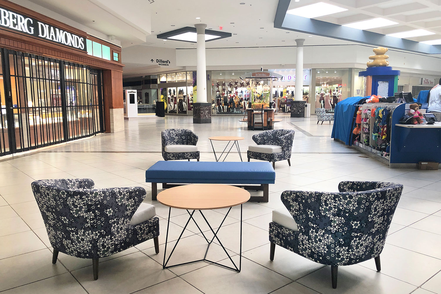 The Oaks Mall Spinoso Real Estate Group